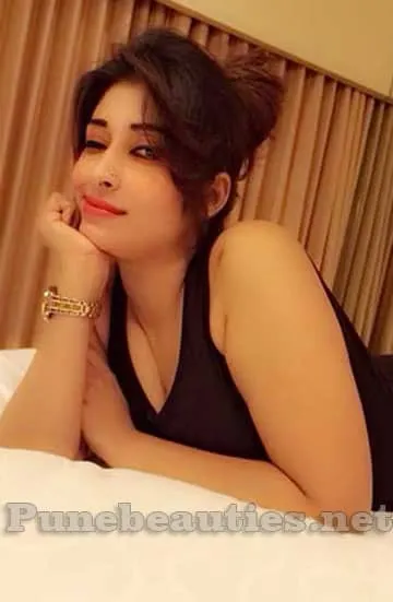 Pari Pune collegegirl Escorts