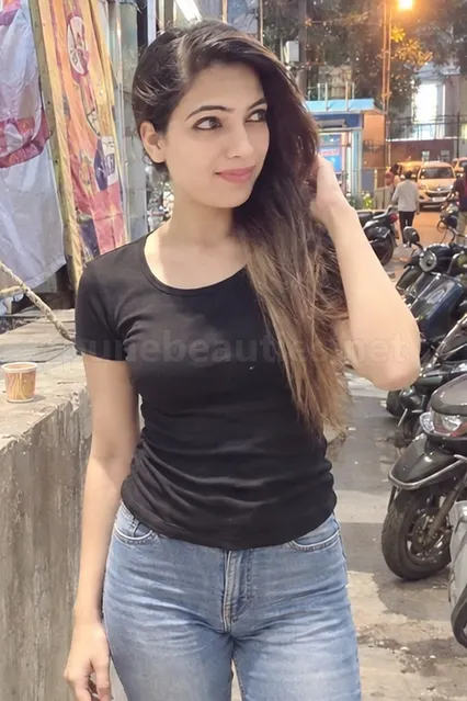 Mona, escort in Viman Nagar, Pune