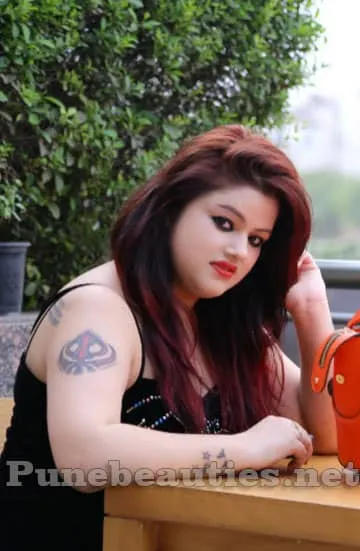 Nidhi Pune collegegirl Escorts