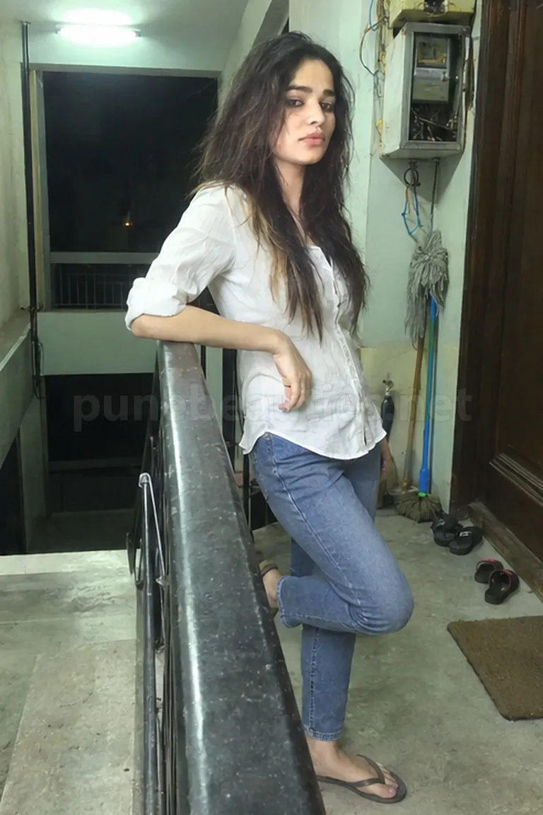 Dipali, escort in SB Road, Pune &ndash; photo 4