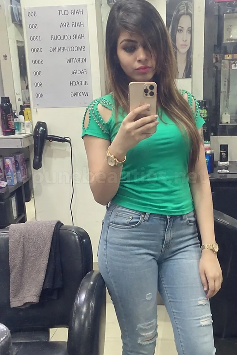 Mehek, escort in Koregaon Park, Pune