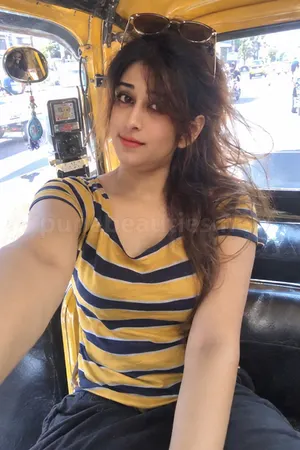 Pari, escort in Camp, Pune &ndash; photo 3